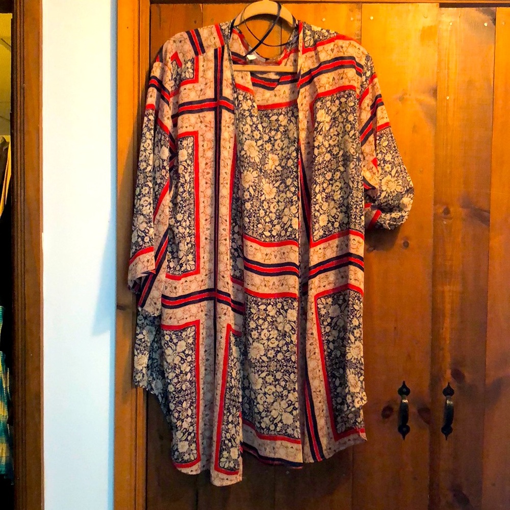 Tunic - Picture 2 of 4